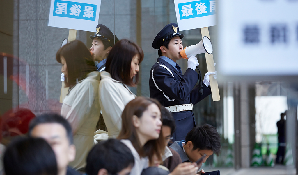 渋谷区で人気アイドルグループのグッズ購入列の並び代行 短期 単発の仕事に特化した求人マッチングサイト シェアジョブ